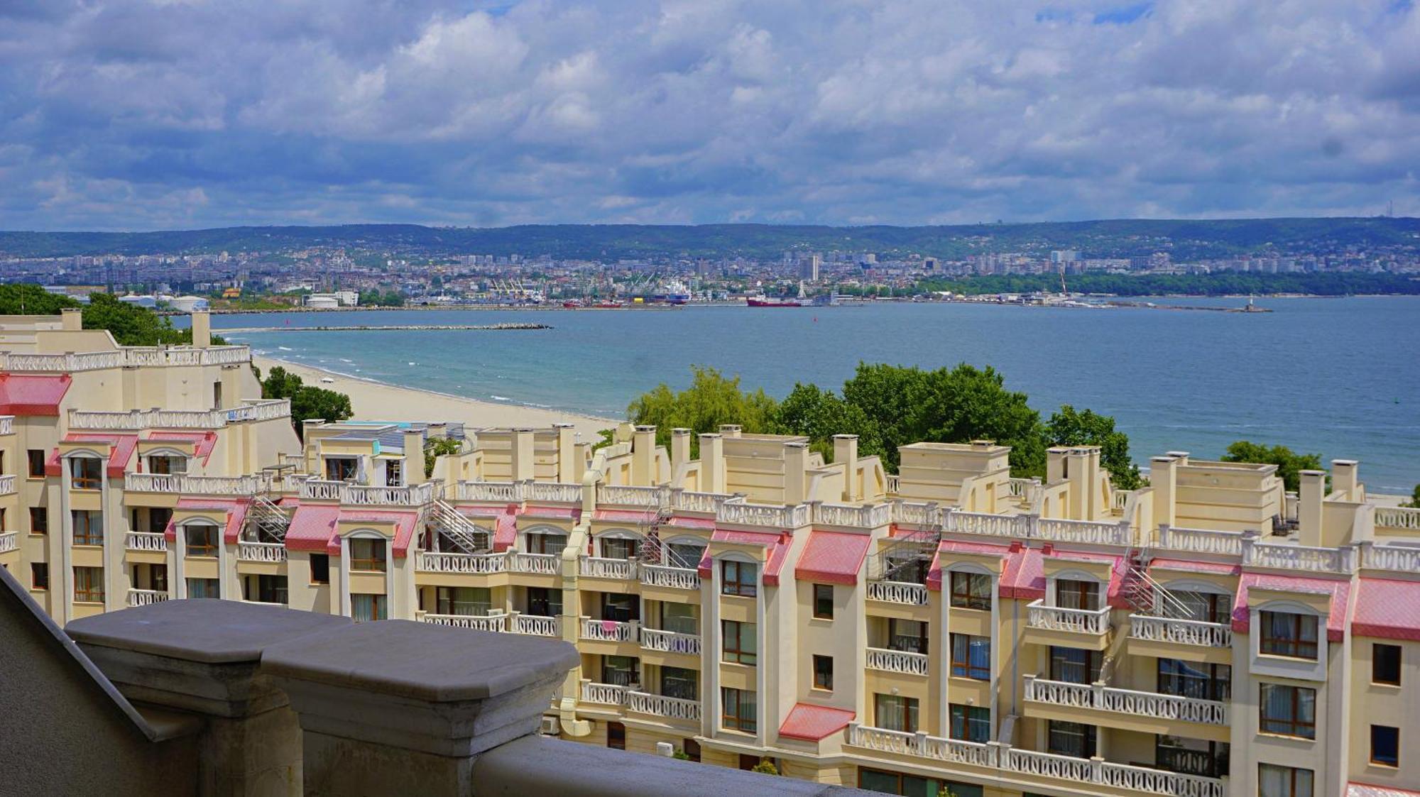 Апартаменти Варна Саут На Плажа - Varna South Apartments On The Beach Exterior photo